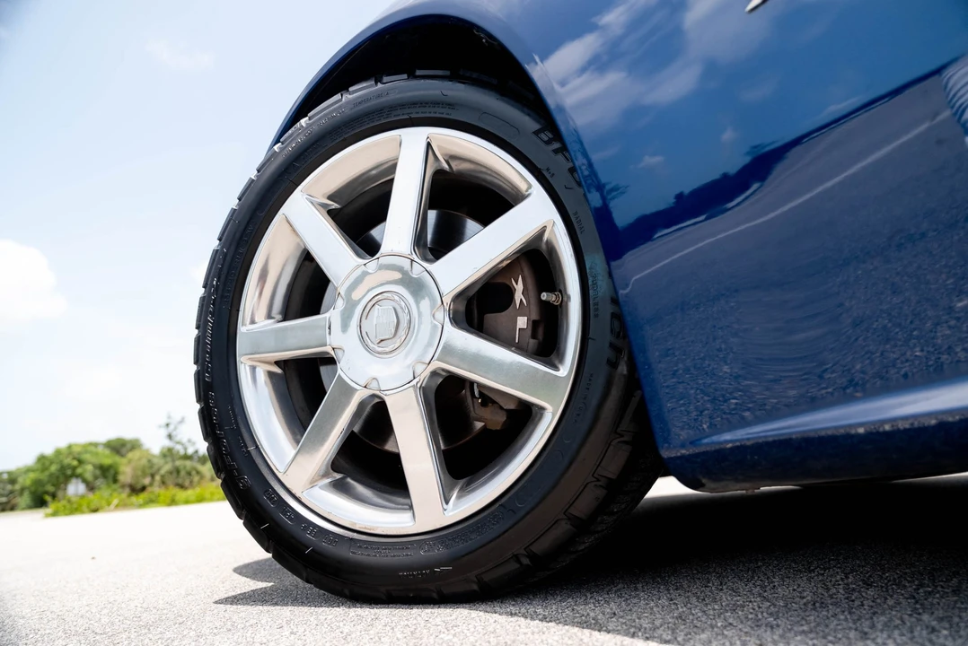 2004 Cadillac XLR - Image 22 of 31