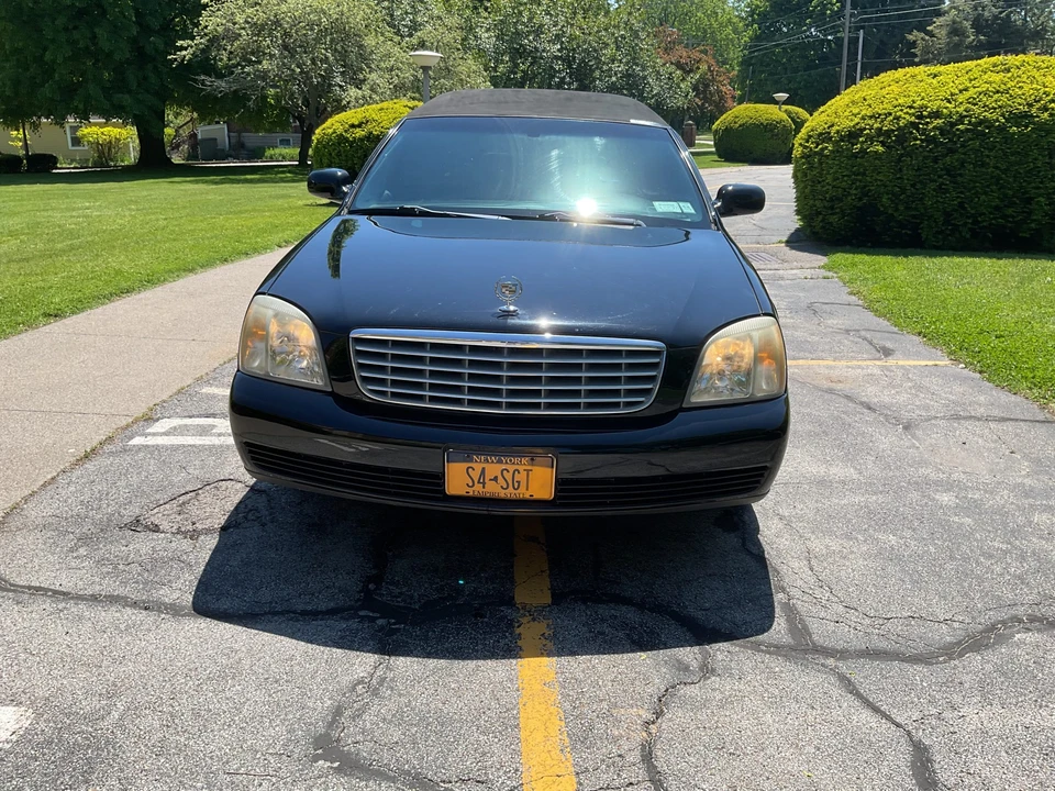 2005 Cadillac DeVille 8th Gen - Image 4 of 31