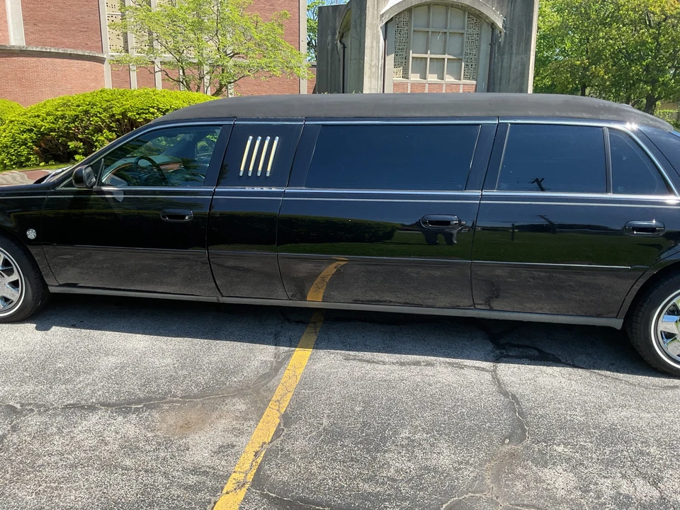 2005 Cadillac DeVille 8th Gen - Image 13 of 31
