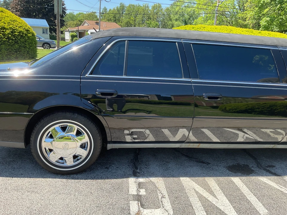 2005 Cadillac DeVille 8th Gen - Image 23 of 31