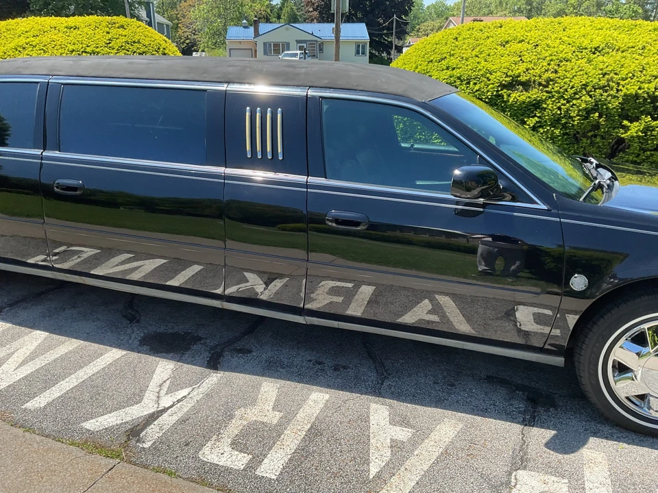 2005 Cadillac DeVille 8th Gen - Image 15 of 31