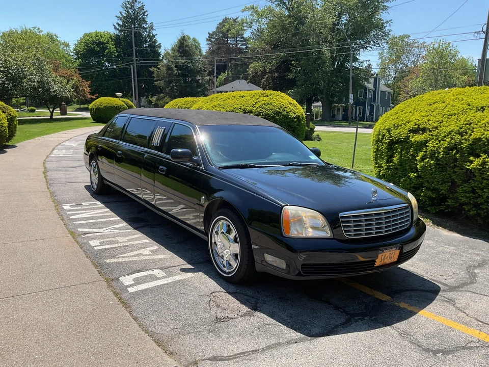 2005 Cadillac DeVille 8th Gen - Image 6 of 31