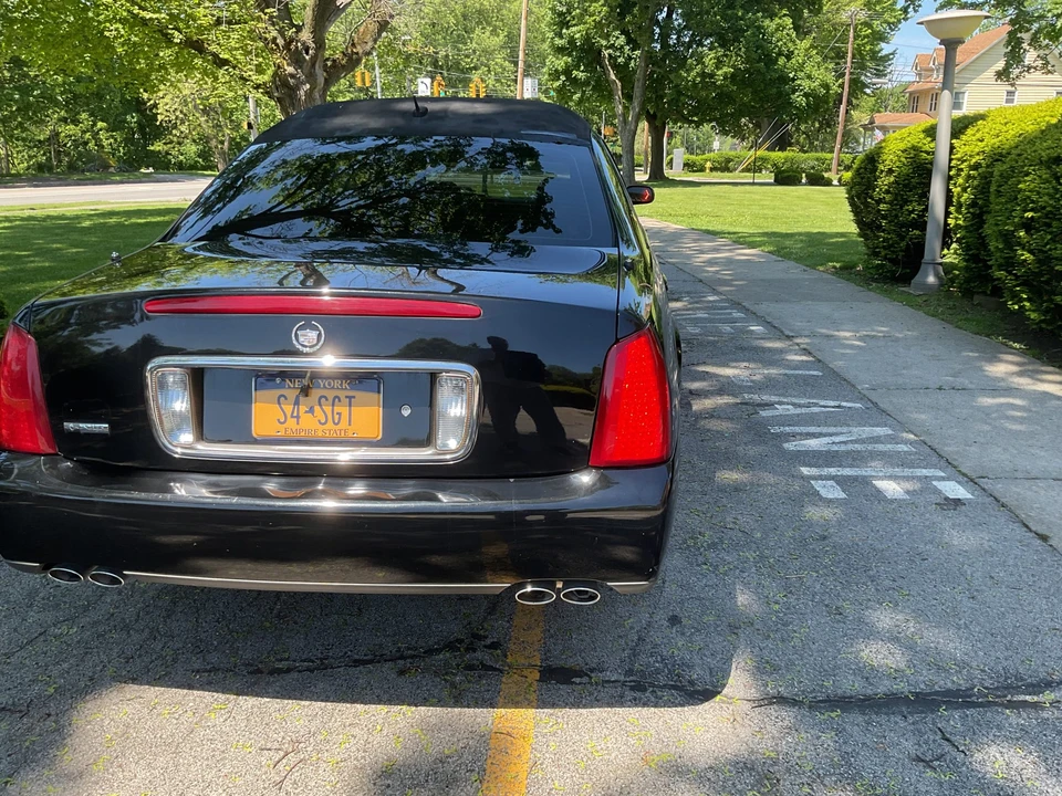 2005 Cadillac DeVille 8th Gen - Image 11 of 31