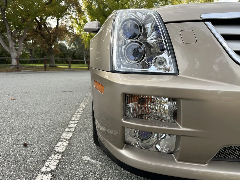 2005 Cadillac STS - Image 13 of 31