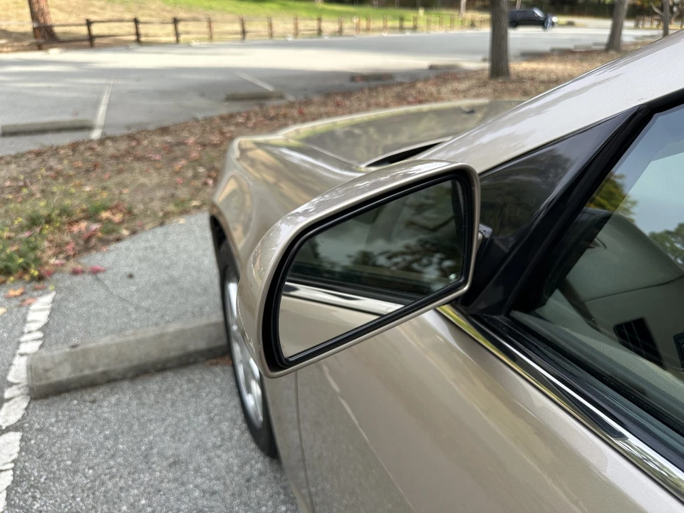 2005 Cadillac STS - Image 22 of 31