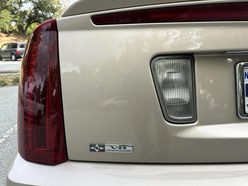 2005 Cadillac STS - Image 30 of 31
