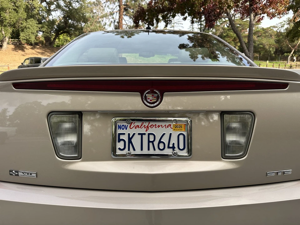 2005 Cadillac STS - Image 31 of 31
