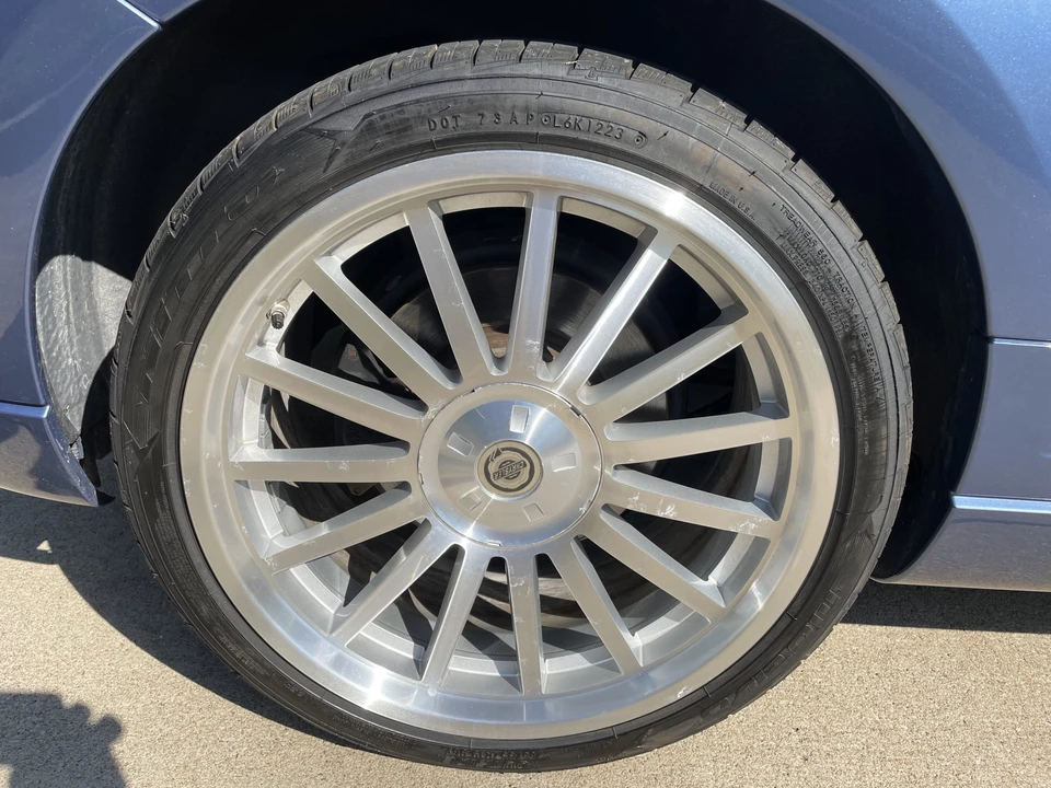 2005 Chrysler Crossfire - Image 17 of 31