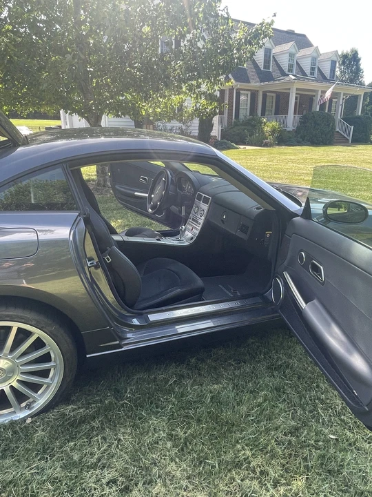 2005 Chrysler Crossfire - Image 28 of 31
