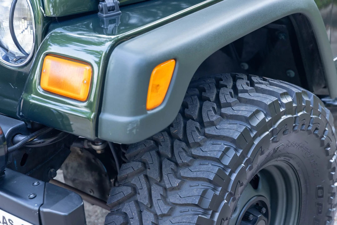 2005 Jeep TJ Wrangler - Image 12 of 31