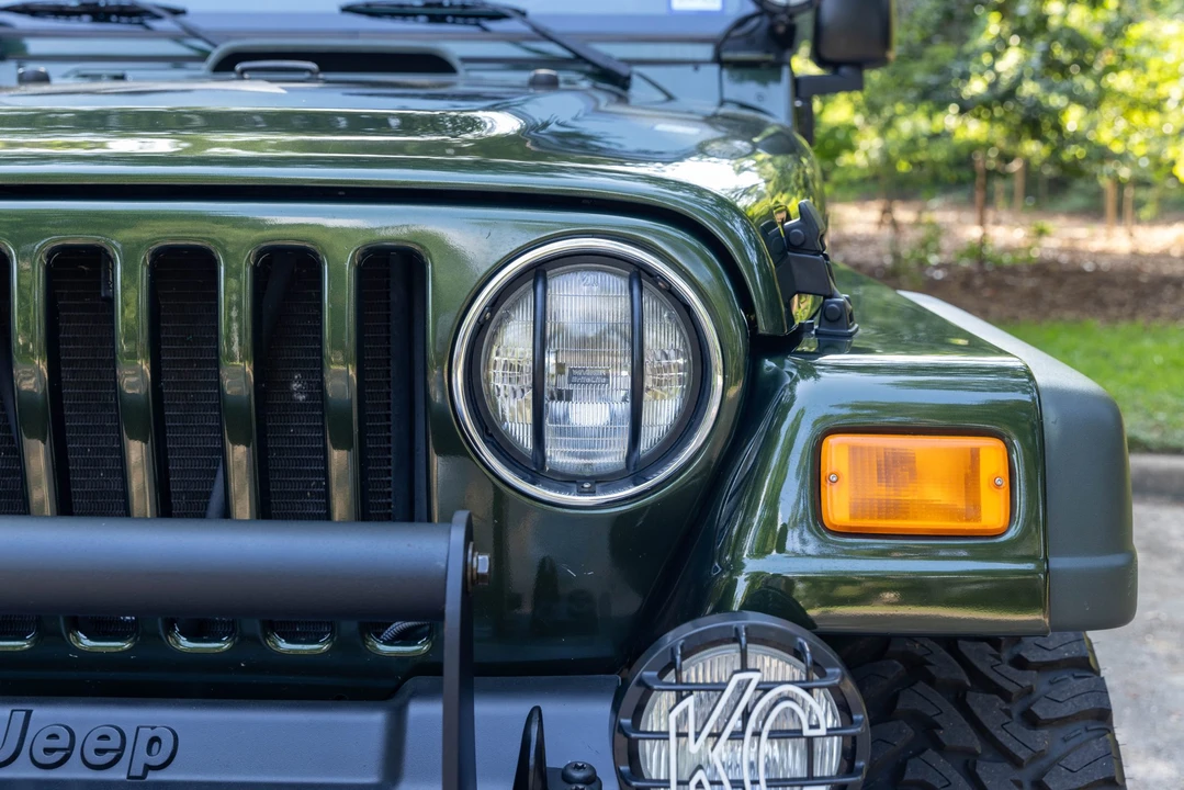 2005 Jeep TJ Wrangler - Image 14 of 31