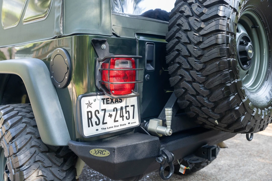 2005 Jeep TJ Wrangler - Image 19 of 31