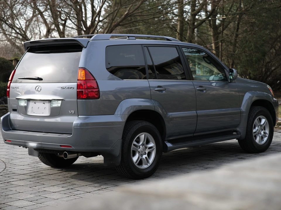 2005 Lexus GX 1st Gen - Image 15 of 31