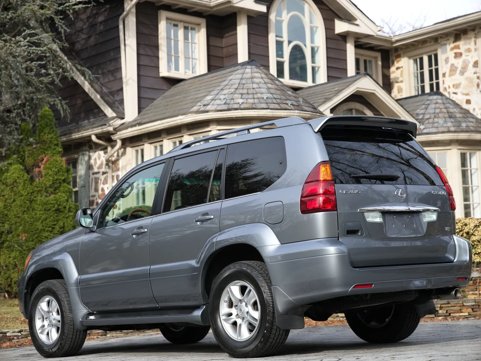 2005 Lexus GX 1st Gen - Image 23 of 31