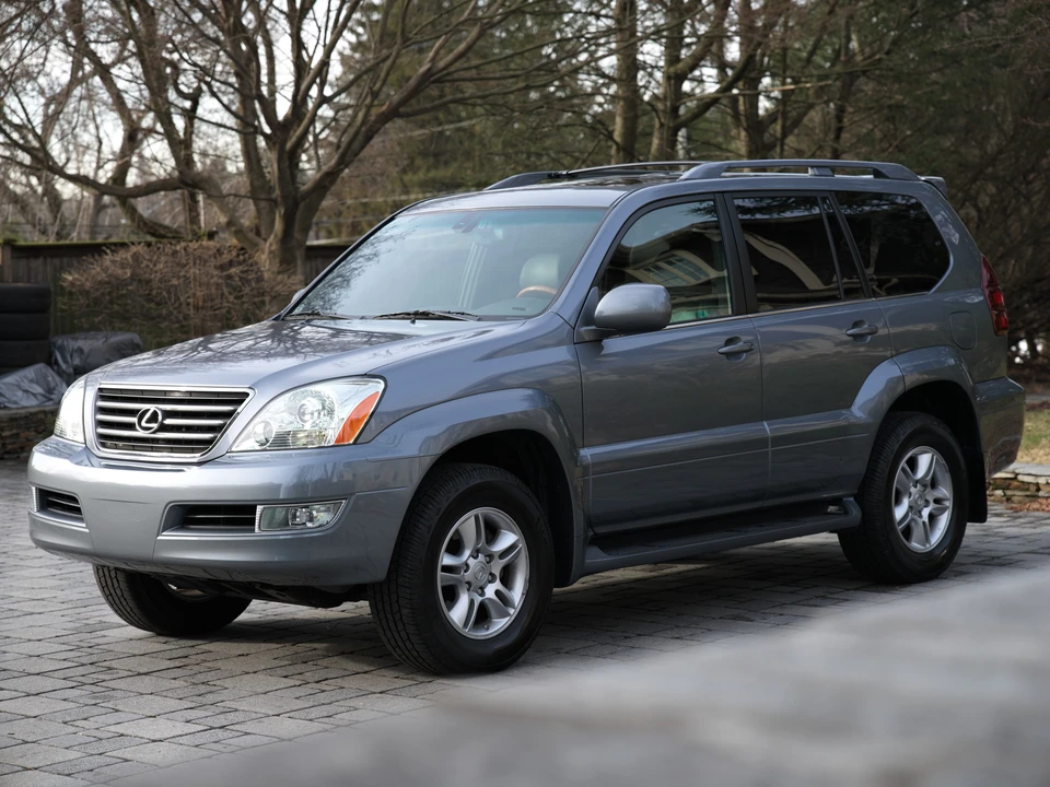 2005 Lexus GX 1st Gen - Image 28 of 31