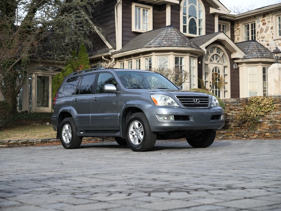2005 Lexus GX 1st Gen - Image 4 of 31