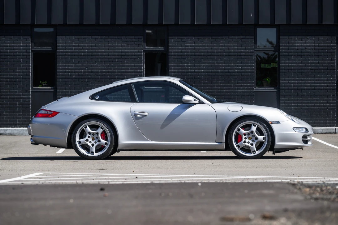 2005 Porsche 997 Carrera S - Image 16 of 31