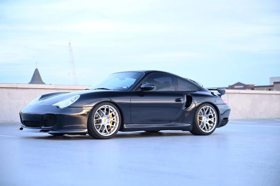 2005 Porsche 996 Turbo - Image 7 of 31