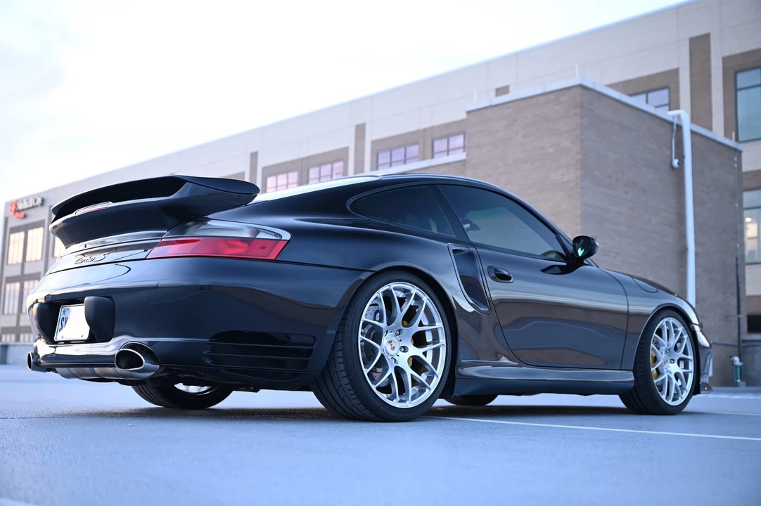 2005 Porsche 996 Turbo - Image 29 of 31