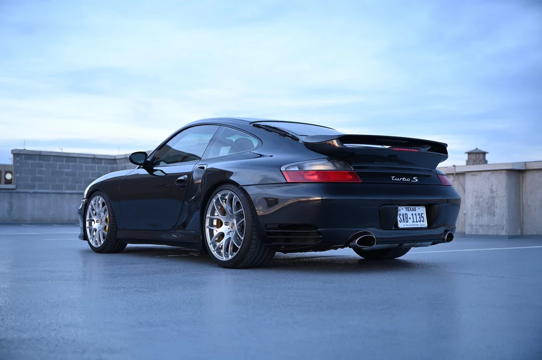 2005 Porsche 996 Turbo - Image 21 of 31
