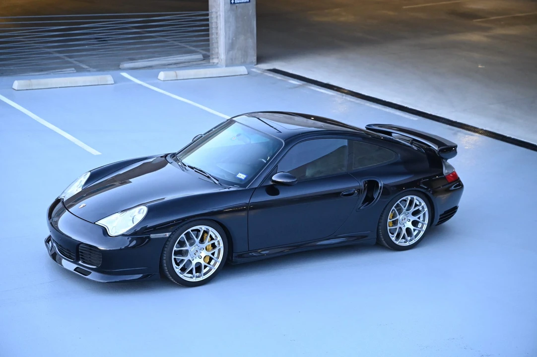 2005 Porsche 996 Turbo - Image 9 of 31
