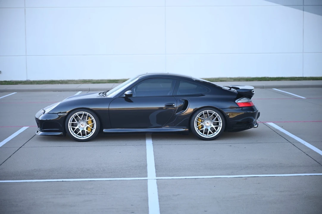 2005 Porsche 996 Turbo - Image 11 of 31