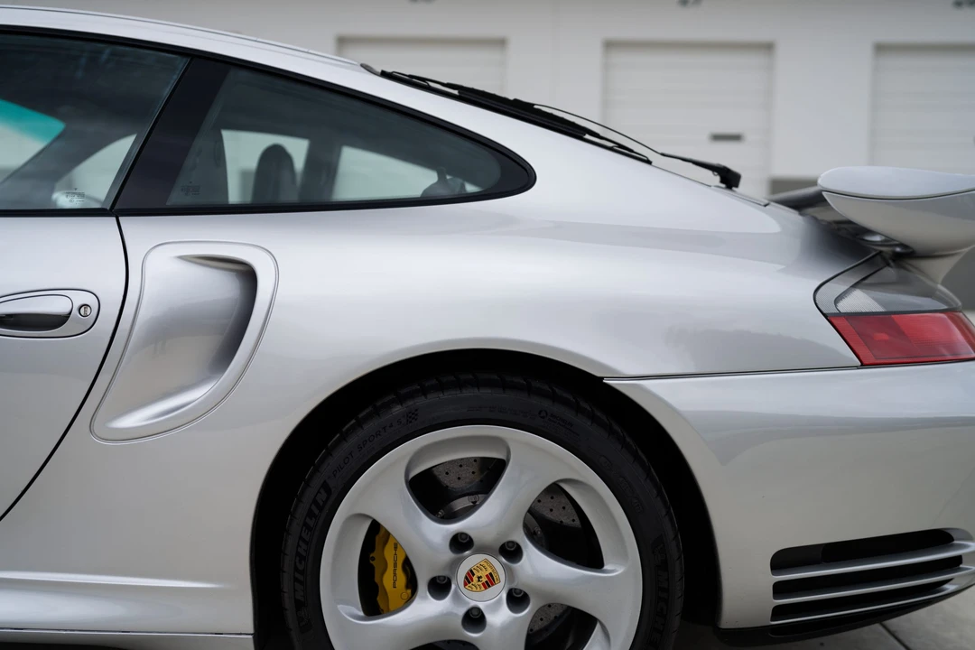 2005 Porsche 996 Turbo - Image 18 of 31