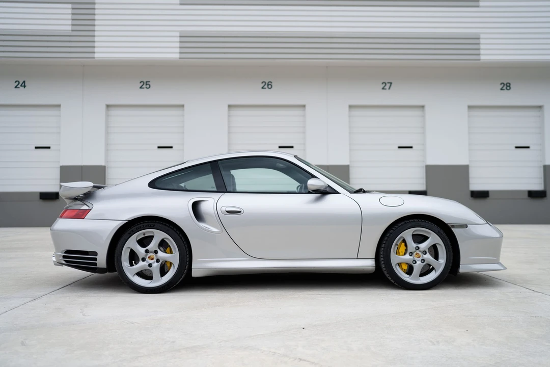 2005 Porsche 996 Turbo - Image 12 of 31