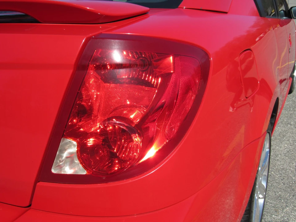 2005 Saturn Ion - Image 17 of 31