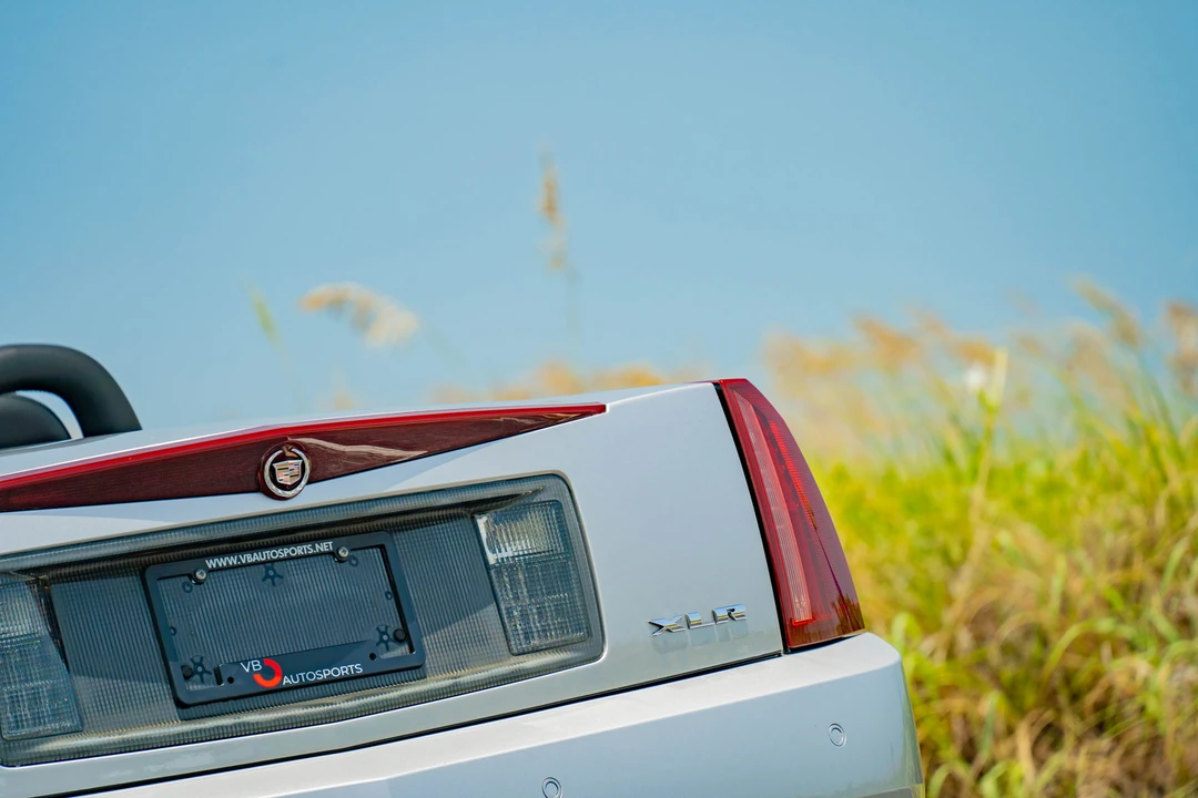 2006 Cadillac XLR - Image 24 of 31