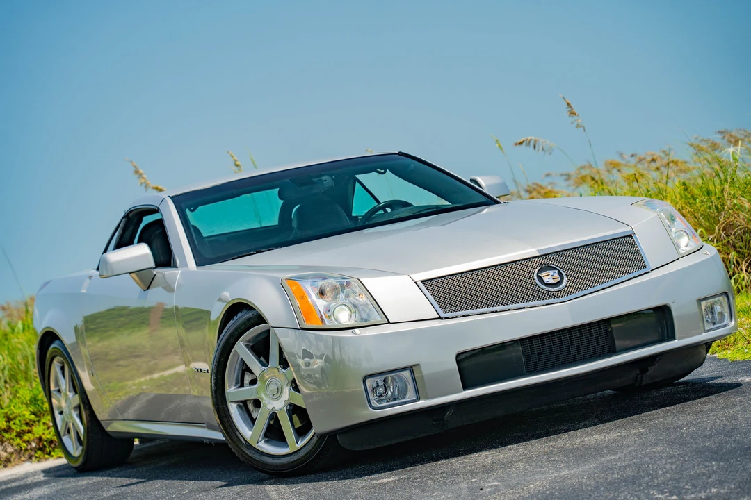 2006 Cadillac XLR - Image 5 of 31