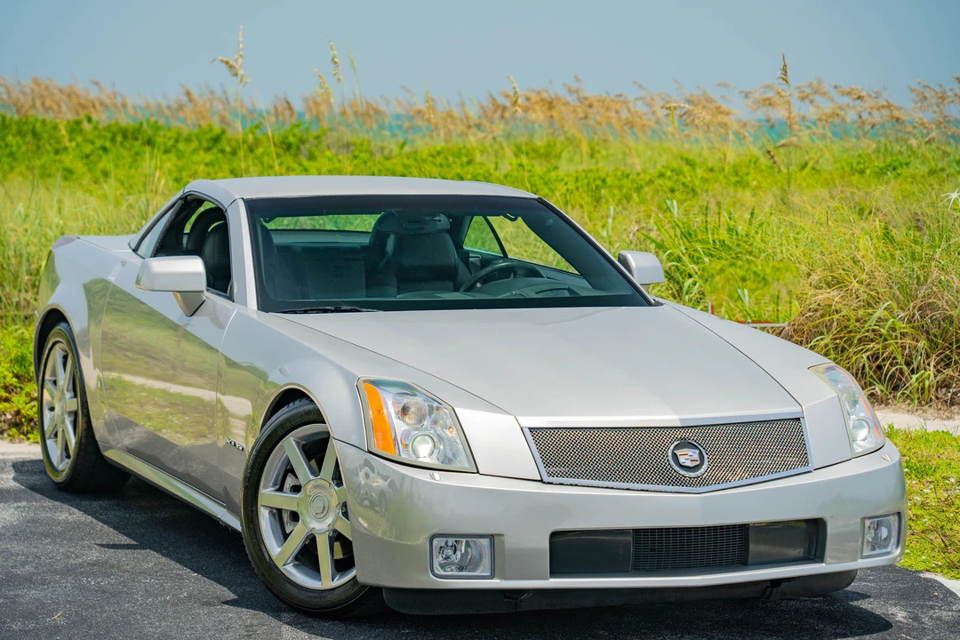 2006 Cadillac XLR - Image 7 of 31