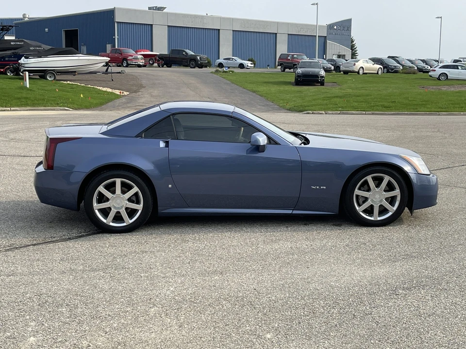 2006 Cadillac XLR - Image 17 of 31