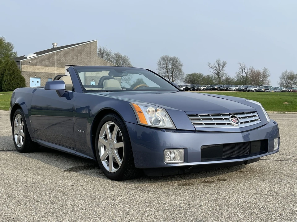 2006 Cadillac XLR - Image 5 of 31