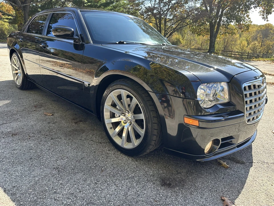 2006 Chrysler 300 (2005-2023) - Image 4 of 31