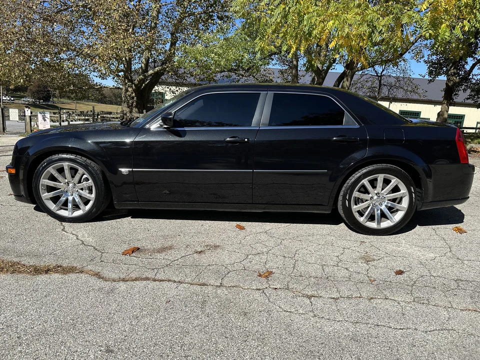 2006 Chrysler 300 (2005-2023) - Image 13 of 31