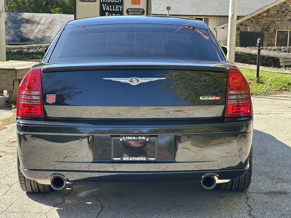 2006 Chrysler 300 (2005-2023) - Image 10 of 31