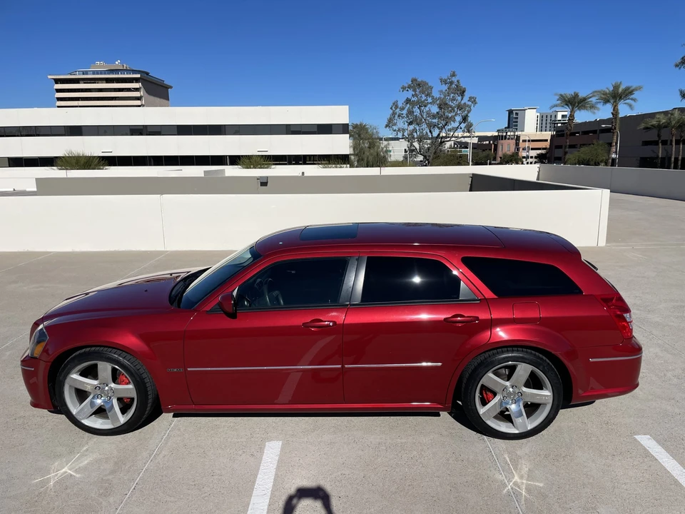 2006 Dodge Magnum SRT8 2nd Gen - Image 12 of 31