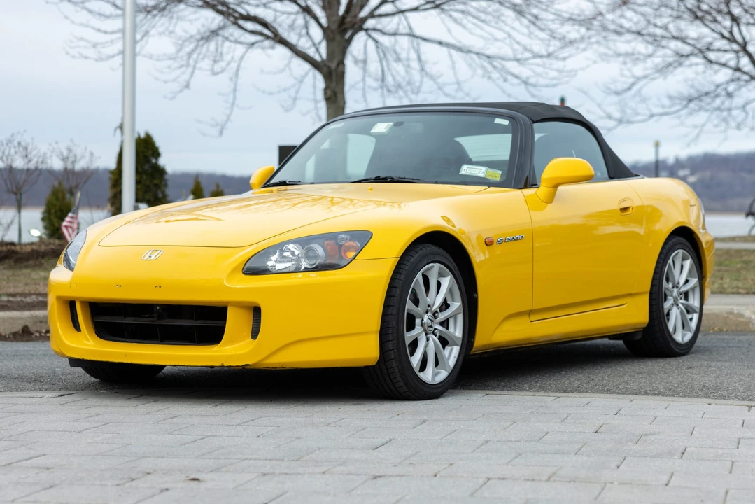2006 Honda AP2 S2000 - Image 2 of 31