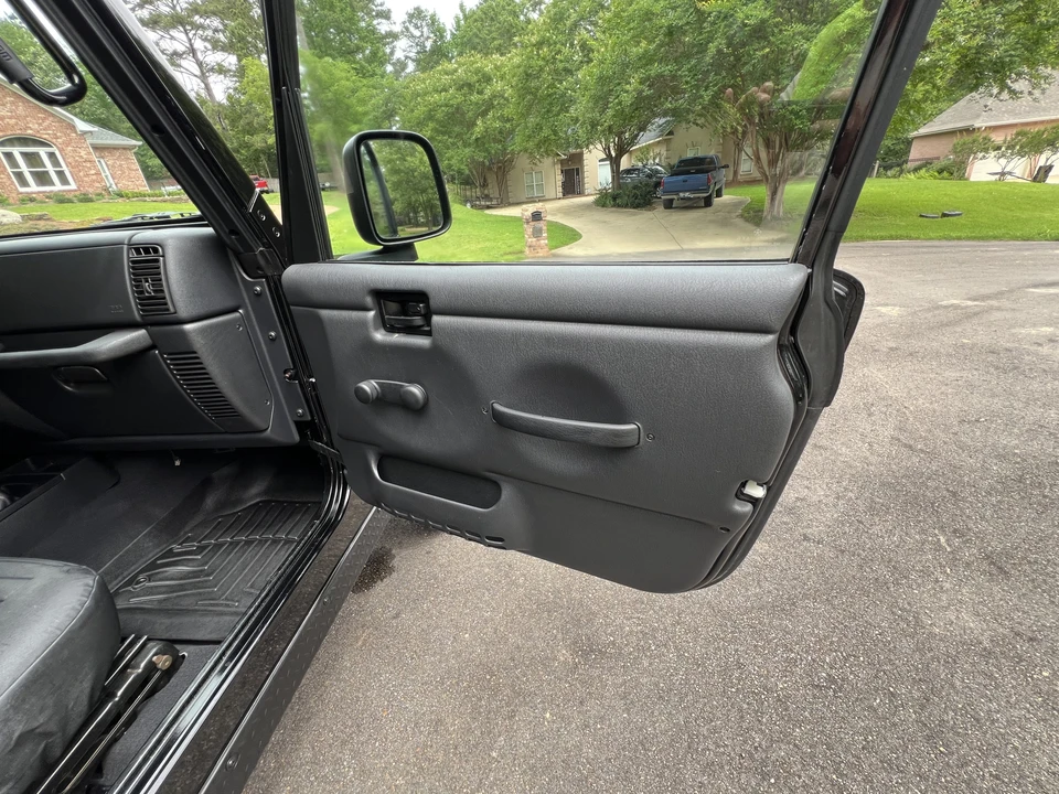 2006 Jeep TJ Wrangler - Image 17 of 31