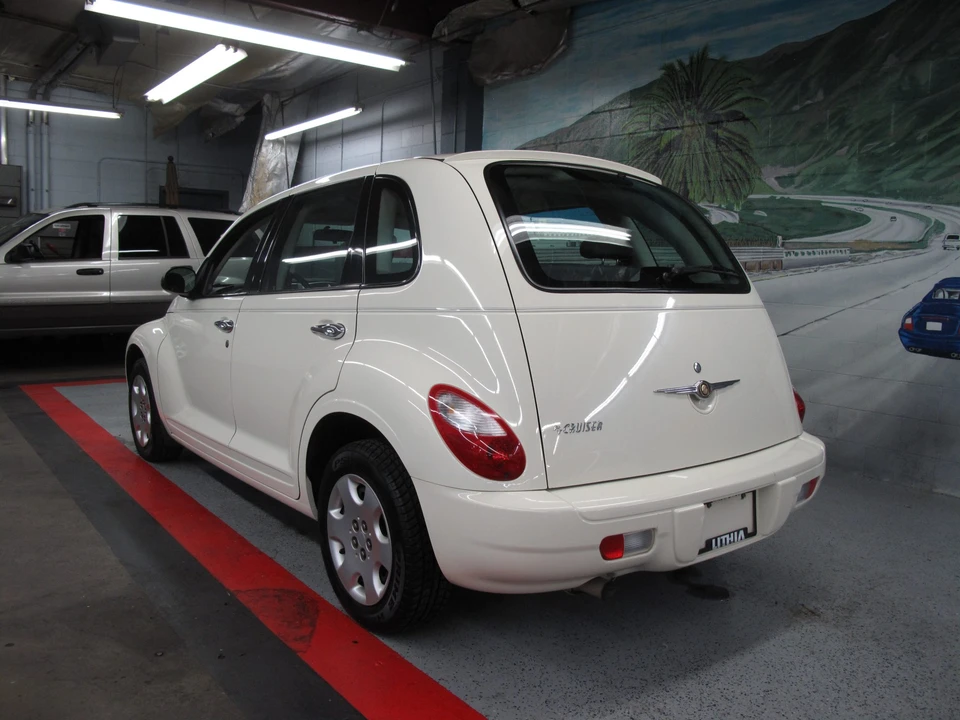 2007 Chrysler PT Cruiser - Image 5 of 31