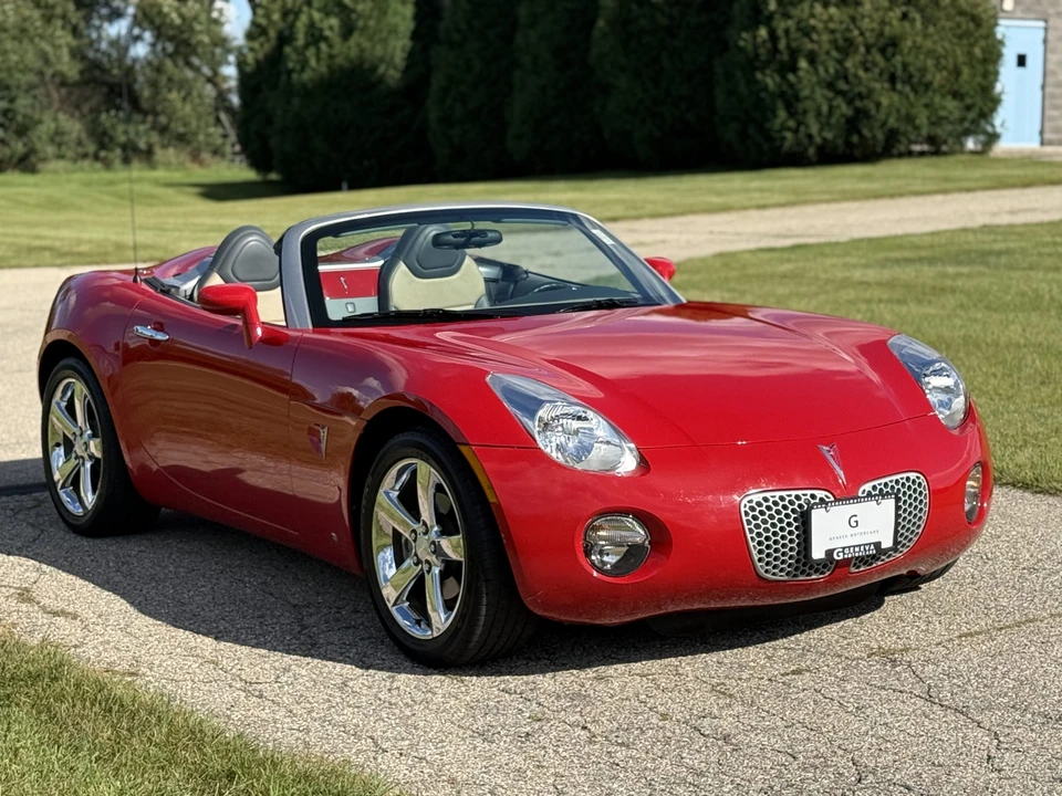 2007 Pontiac Solstice - Image 12 of 31