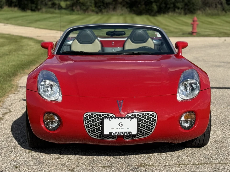 2007 Pontiac Solstice - Image 13 of 31