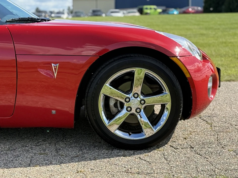 2007 Pontiac Solstice - Image 30 of 31