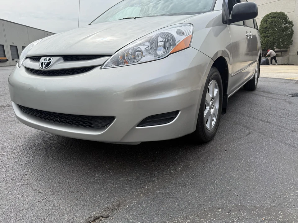 2007 Toyota Sienna 2nd Gen - Image 21 of 31
