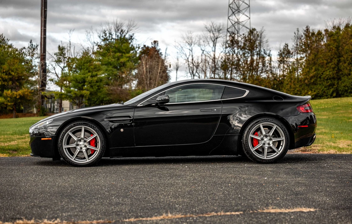 2008 Aston Martin V8 Vantage (2006-2017) - Image 11 of 31