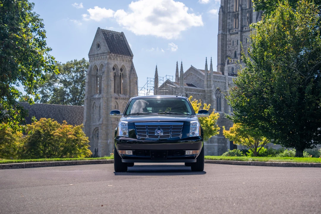 2008 Cadillac Escalade & EXT 3rd Gen - Image 5 of 31