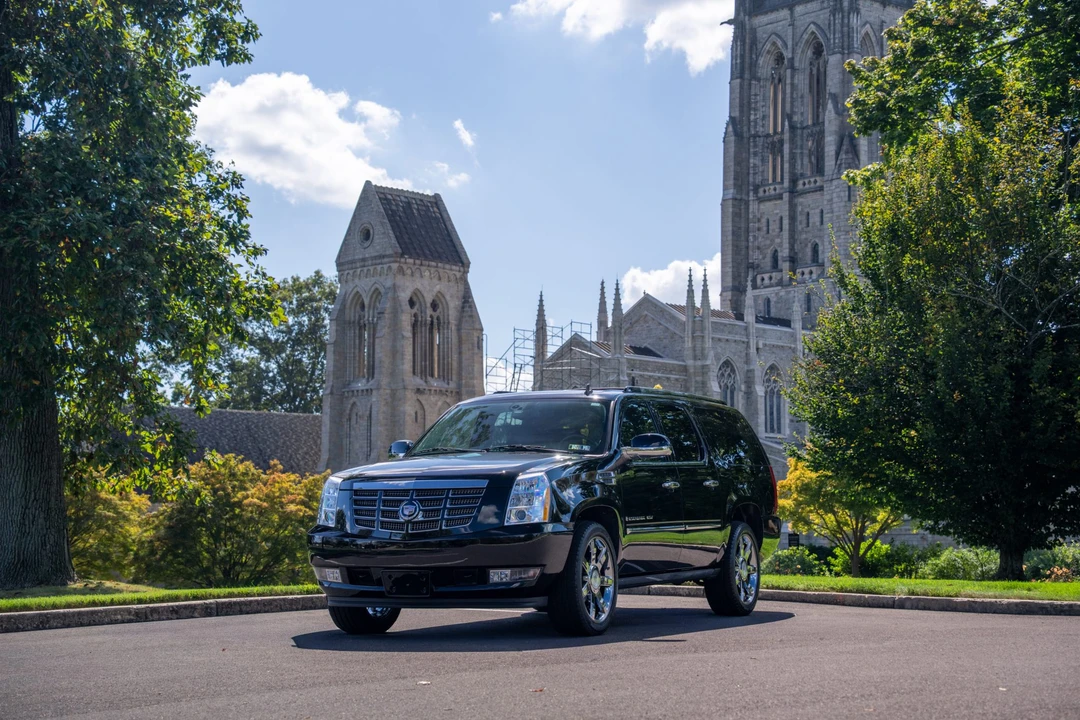 2008 Cadillac Escalade & EXT 3rd Gen - Image 4 of 31