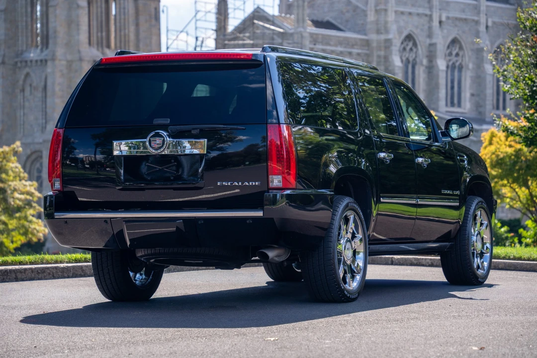 2008 Cadillac Escalade & EXT 3rd Gen - Image 17 of 31