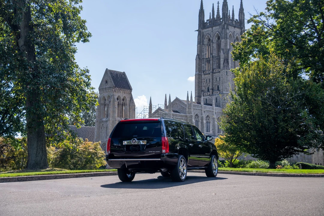 2008 Cadillac Escalade & EXT 3rd Gen - Image 8 of 31